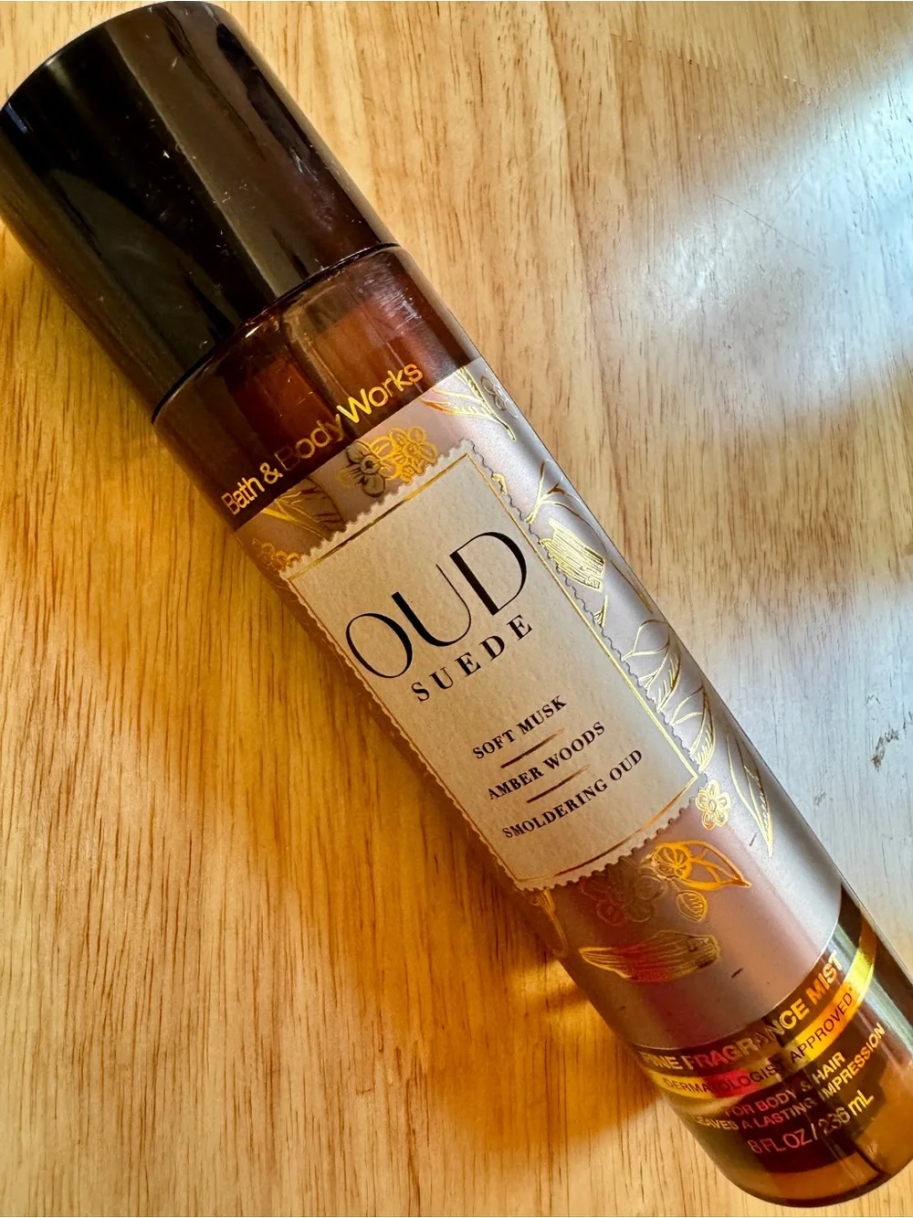 Bath & Body Works Oud Suede Fragrance Mist - Brown & Gold